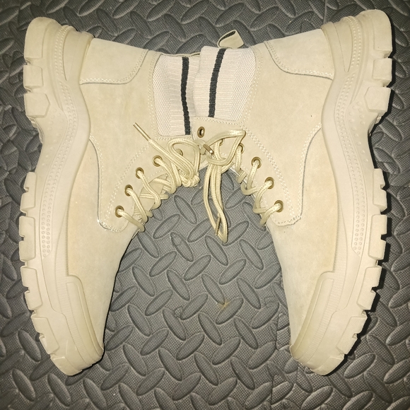 Men Fashion beige lace up Combat boots sneakers - Picture 6 of 10